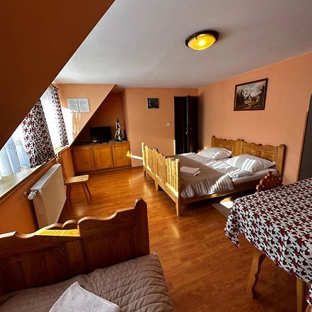 Appartement Wynajem Pokoi Magdalena à Zakopane Extérieur photo